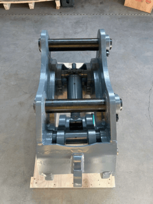Квик-каплер механический (редукторный) DGM-200 Sunward 210 (80/320-312/476) GreatRoky